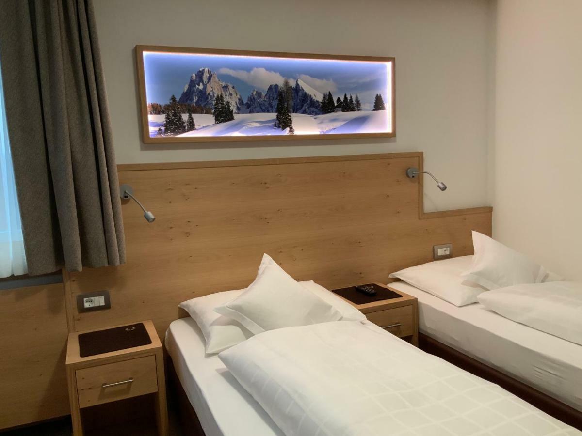 Garni Le Chalet Santa Cristina Val Gardena Kültér fotó